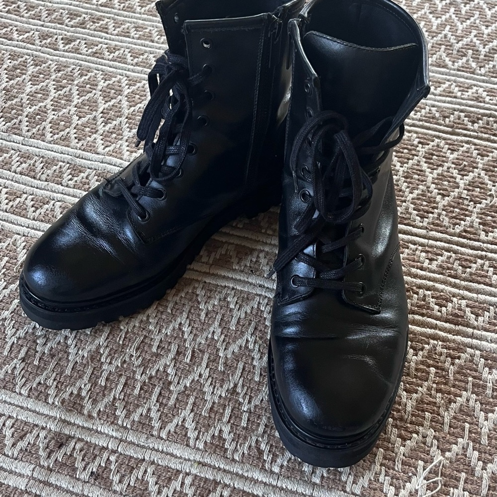Women’s Black Leather Boots
